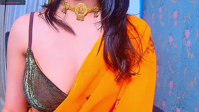 Snapshot of Aashika-Kaur chatting on December 2024 03:32:01 AM Aashika-Kaur online show from December 2024 03:32:01 AM