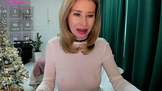 Snapshot of Jolie_Ozolla chatting on December 2024 09:17:02 AM Jolie Ozolla online show from December 2024 09:17:02 AM