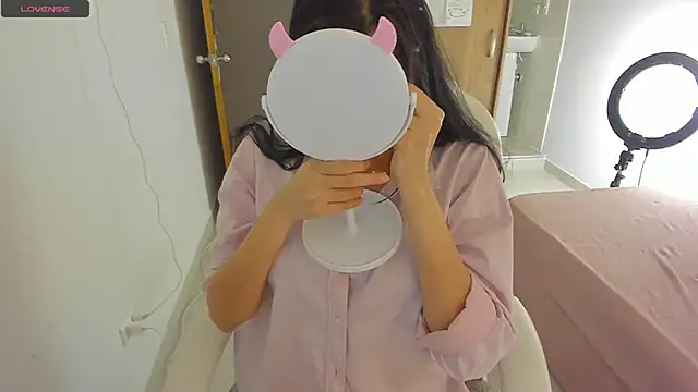 misstoya online show from February 2025 04:23:01 AM