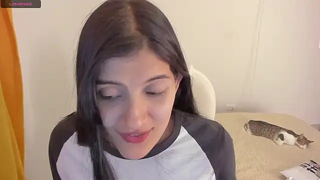 misstoya online show from March 2025 04:47:02 AM