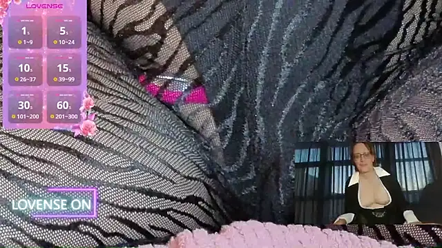 Snapshot of PernillaGirl chatting on September 2025 04:45:01 PM PernillaGirl online show from September 2025 04:45:01 PM