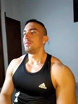 Snapshot of jhay-crux chatting on December 2025 10:15:01 PM jhay-crux online show from December 2025 10:15:01 PM