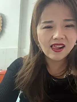 Efangfang online show from March 2025 10:13:02 AM