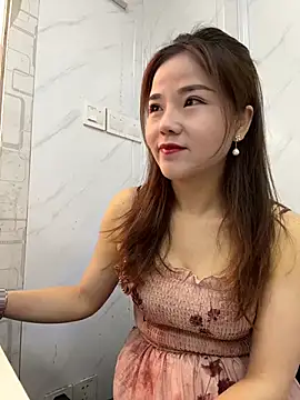 Efangfang online show from March 2025 04:20:02 AM