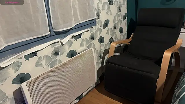 Nina blain online show from September 2025 07:09:02 AM