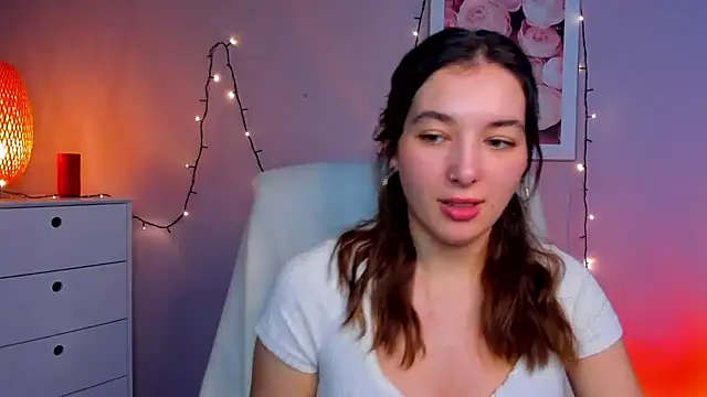 Snapshot of Meagn_Extasy chatting on January 2025 05:26:01 PM Meagn Extasy online show from January 2025 05:26:01 PM
