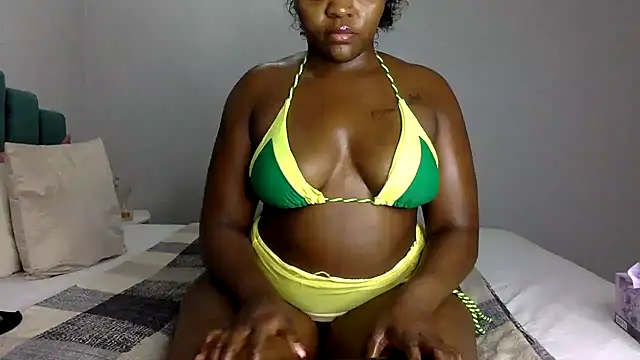 Snapshot of Bootylexy22 chatting on October 2025 07:03:02 PM Bootylexy22 online show from October 2025 07:03:02 PM