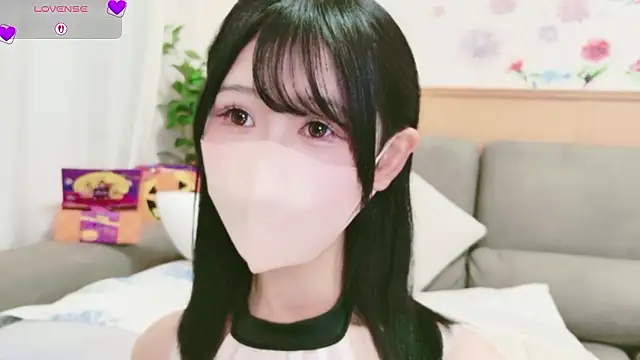 Snapshot of Conatsu chatting on October 2025 06:13:02 AM Conatsu online show from October 2025 06:13:02 AM