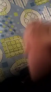 Snapshot of mendelicius chatting on April 2026 04:37:01 PM mendelicius online show from April 2026 04:37:01 PM