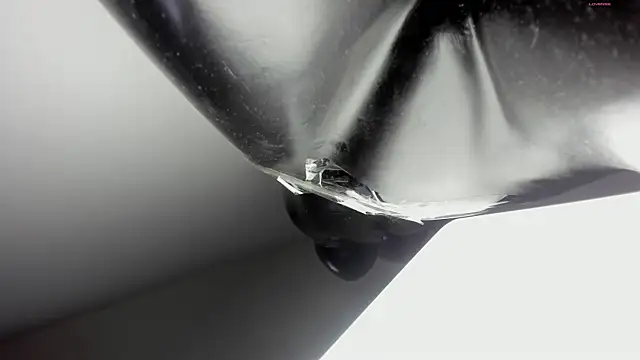 selene red  online show from September 2025 01:26:02 PM