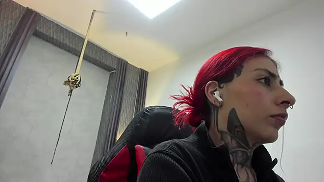 selene red  online show from June 2026 01:41:02 AM