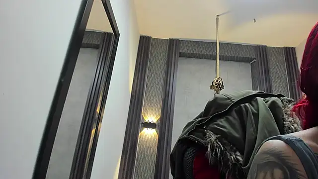selene red  online show from June 2026 02:05:01 AM
