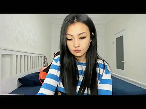 Snapshot of Missykitty01 chatting on October 2025 12:10:02 AM Missykitty01 online show from October 2025 12:10:02 AM