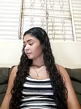 Snapshot of heleny901 chatting on March 2025 11:00:02 PM heleny901 online show from March 2025 11:00:02 PM