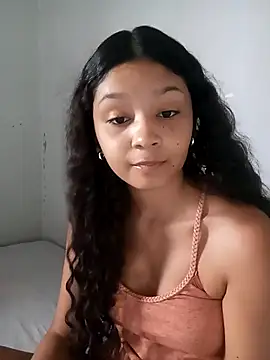 Snapshot of heleny901 chatting on October 2025 08:13:02 PM heleny901 online show from October 2025 08:13:02 PM