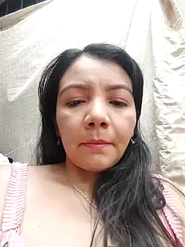 room 24funn online show from December 2024 07:49:02 PM
