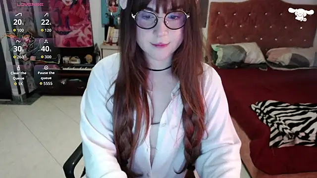 Snapshot of Avril2001 chatting on February 2026 05:52:01 AM Avril2001 online show from February 2026 05:52:01 AM