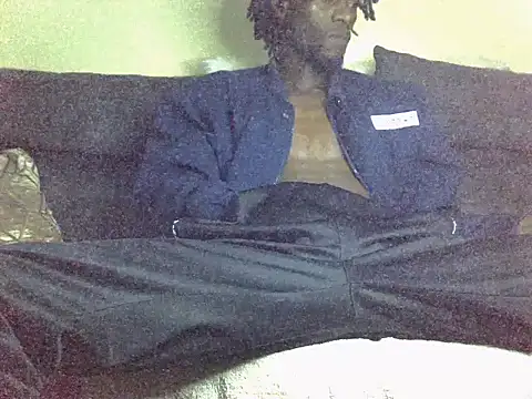 Snapshot of Delicious-D chatting on December 2025 07:55:01 PM Delicious-D online show from December 2025 07:55:01 PM