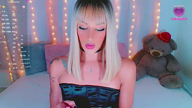 Snapshot of AlanaBekeer chatting on October 2025 11:12:02 PM AlanaBekeer online show from October 2025 11:12:02 PM