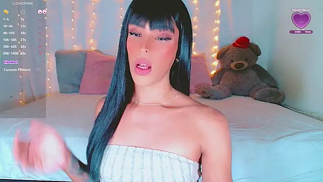 Snapshot of AlanaBekeer chatting on January 2026 10:33:02 PM AlanaBekeer online show from January 2026 10:33:02 PM