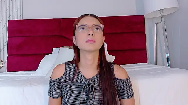 sara saenz99 online show from November 2025 07:05:02 PM