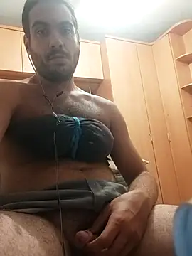 Snapshot of skrigul12 chatting on October 2025 02:53:01 AM skrigul12 online show from October 2025 02:53:01 AM