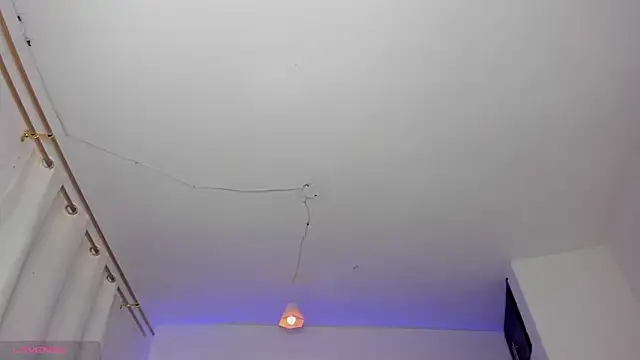Scarlett 811 online show from May 2026 08:25:01 PM