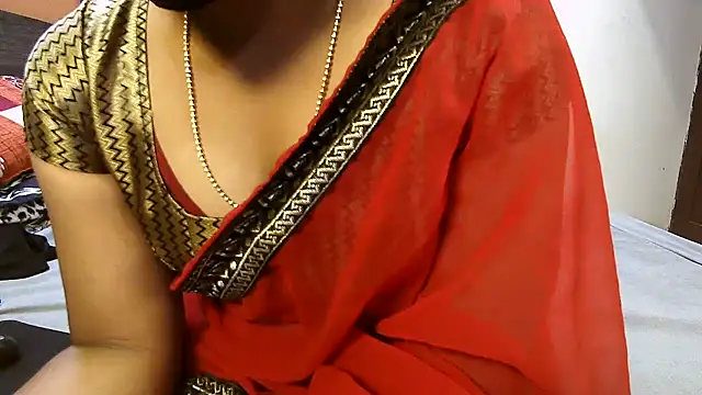 Snapshot of VR_here_4U chatting on April 2026 06:30:02 PM VR here 4U online show from April 2026 06:30:02 PM