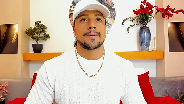 MikeEstevess online show from December 2024 05:31:01 AM