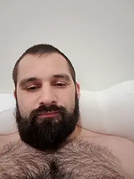 hungandnerdy420 online show from May 2026 08:32:01 AM