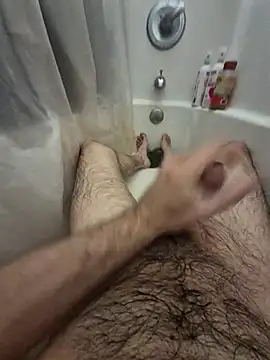 hungandnerdy420 online show from May 2026 03:57:02 AM