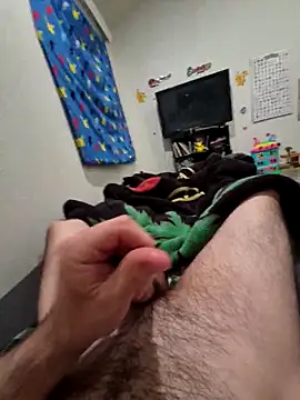 hungandnerdy420 online show from May 2026 07:13:02 AM