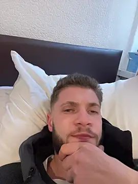 Snapshot of jimmyy_ chatting on February 2026 02:15:02 PM jimmyy online show from February 2026 02:15:02 PM