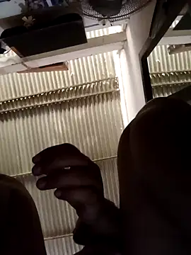 Snapshot of Andreita_95 chatting on September 2025 03:02:02 PM Andreita 95 online show from September 2025 03:02:02 PM