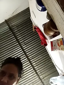 Snapshot of Andreita_95 chatting on October 2025 10:40:02 AM Andreita 95 online show from October 2025 10:40:02 AM