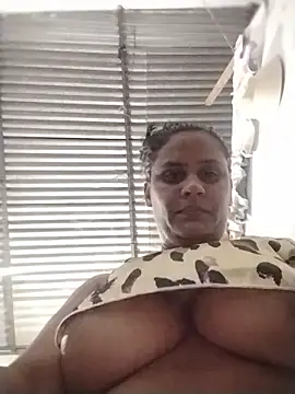 Andreita 95 online show from July 2026 11:43:01 PM