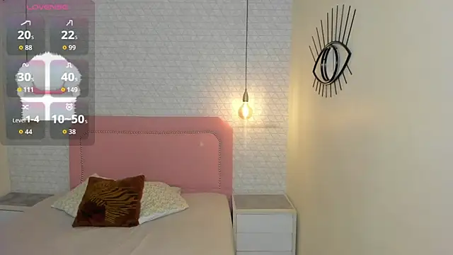 Kittytimberlake online show from April 2026 01:12:01 PM