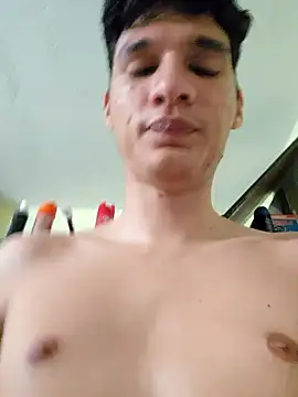 Snapshot of Paulhot018 chatting on September 2025 06:03:01 AM Paulhot018 online show from September 2025 06:03:01 AM