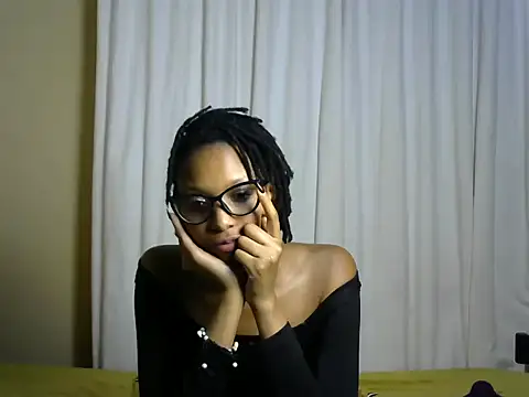 Snapshot of StarBarbiee chatting on October 2025 01:02:02 AM StarBarbiee online show from October 2025 01:02:02 AM