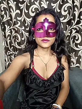 REVA DARLING online show from June 2026 03:12:01 PM