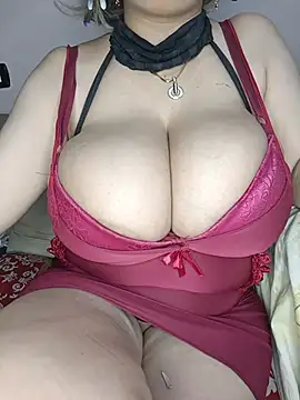 Rihaamm online show from June 2026 07:35:02 PM