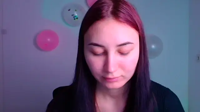 Jennifer Blum online show from February 2025 06:09:02 AM