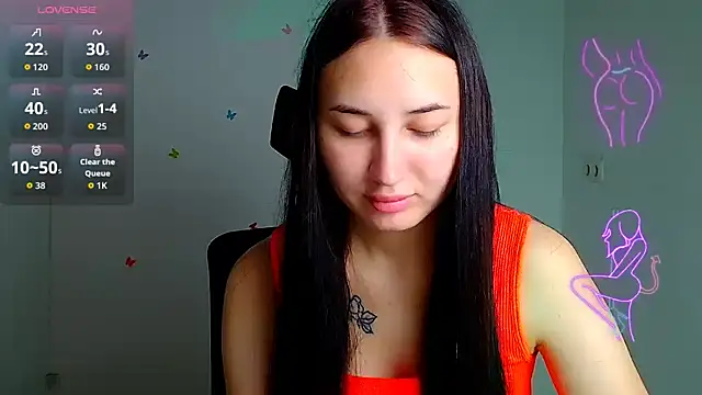 Jennifer Blum online show from September 2025 05:22:02 AM