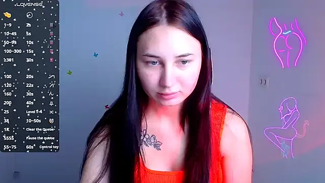 Jennifer Blum online show from October 2025 05:38:01 AM