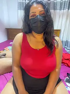 NOORA-GIRL online show from February 2026 02:32:01 AM