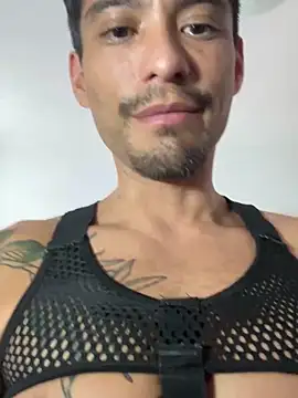 Snapshot of Archie_torres chatting on January 2025 06:35:01 AM Archie torres online show from January 2025 06:35:01 AM