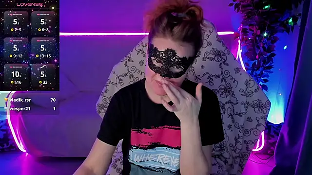 Snapshot of Sexy-Housewife chatting on December 2024 12:08:01 AM Sexy-Housewife online show from December 2024 12:08:01 AM