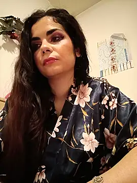 Snapshot of Saturnia_Yvonne chatting on February 2025 11:10:02 PM Saturnia Yvonne online show from February 2025 11:10:02 PM