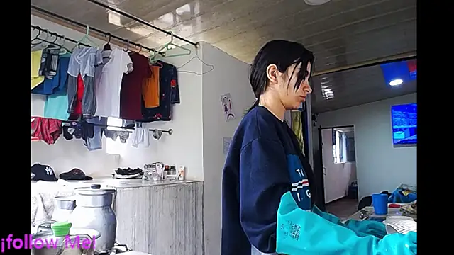 Snapshot of Nefera_16 chatting on February 2025 12:33:01 PM Nefera 16 online show from February 2025 12:33:01 PM