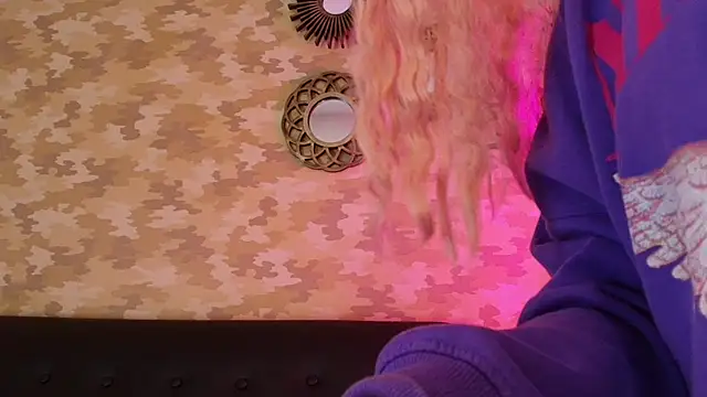 cherry chel online show from January 2025 11:05:01 PM